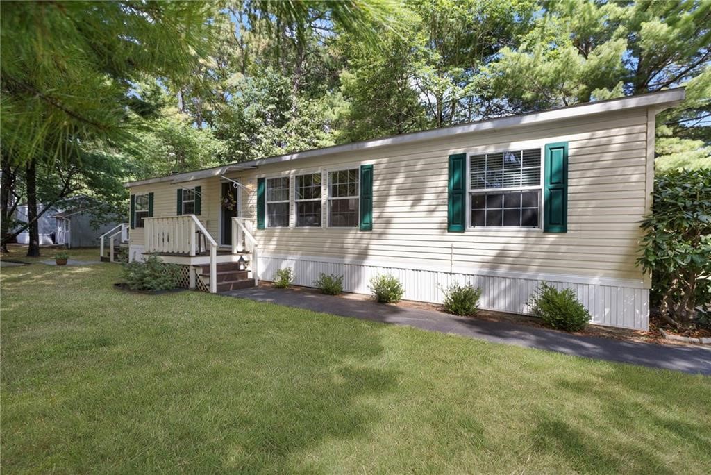 8 King Philip Road Coventry, RI 02816 - Photo 5 of 38