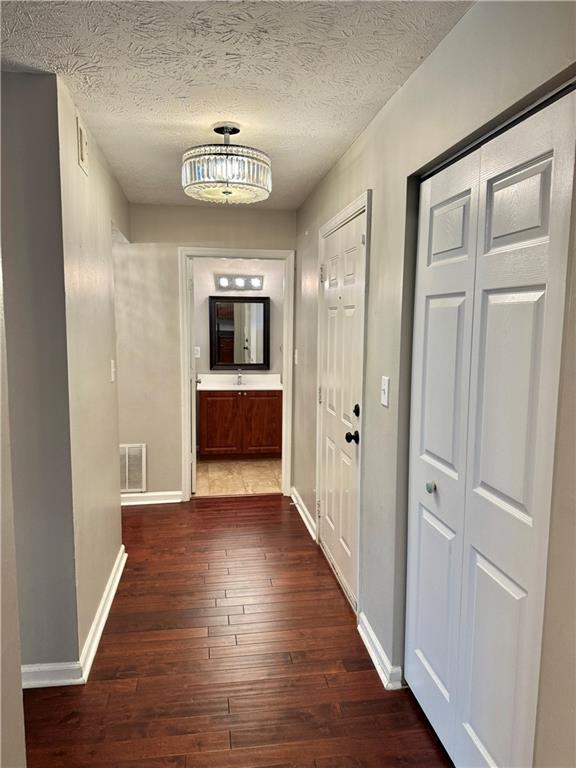 121 Brittany Court Duluth, GA 30096 - Photo 16 of 28