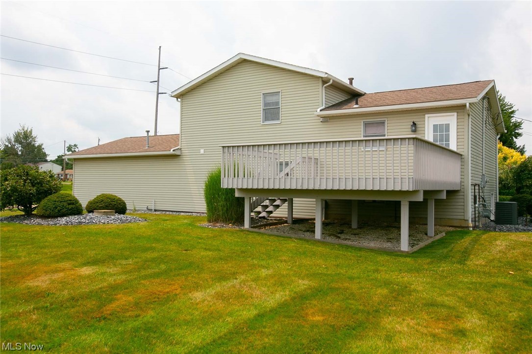 14711 Hatfield Road Rittman, OH 44270 - Photo 5 of 35 Backyard and deck view.