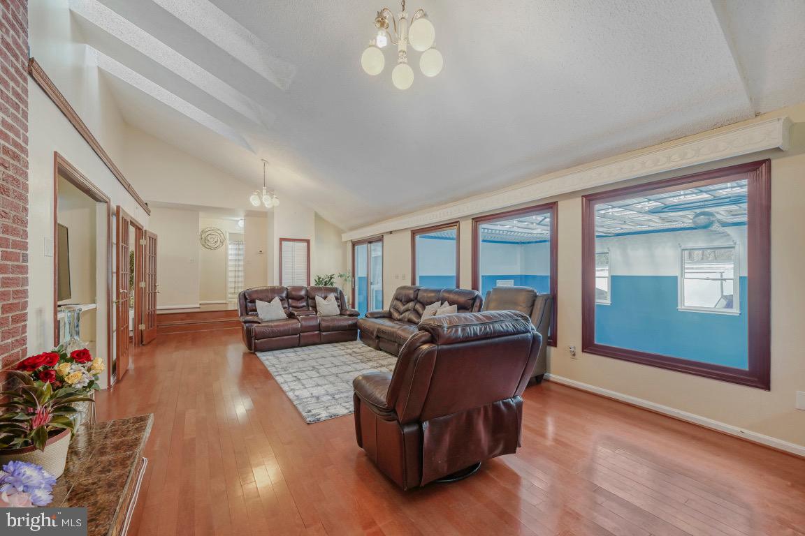 12 Baughman Court Silver Spring, MD 20906 - Photo 11 of 55