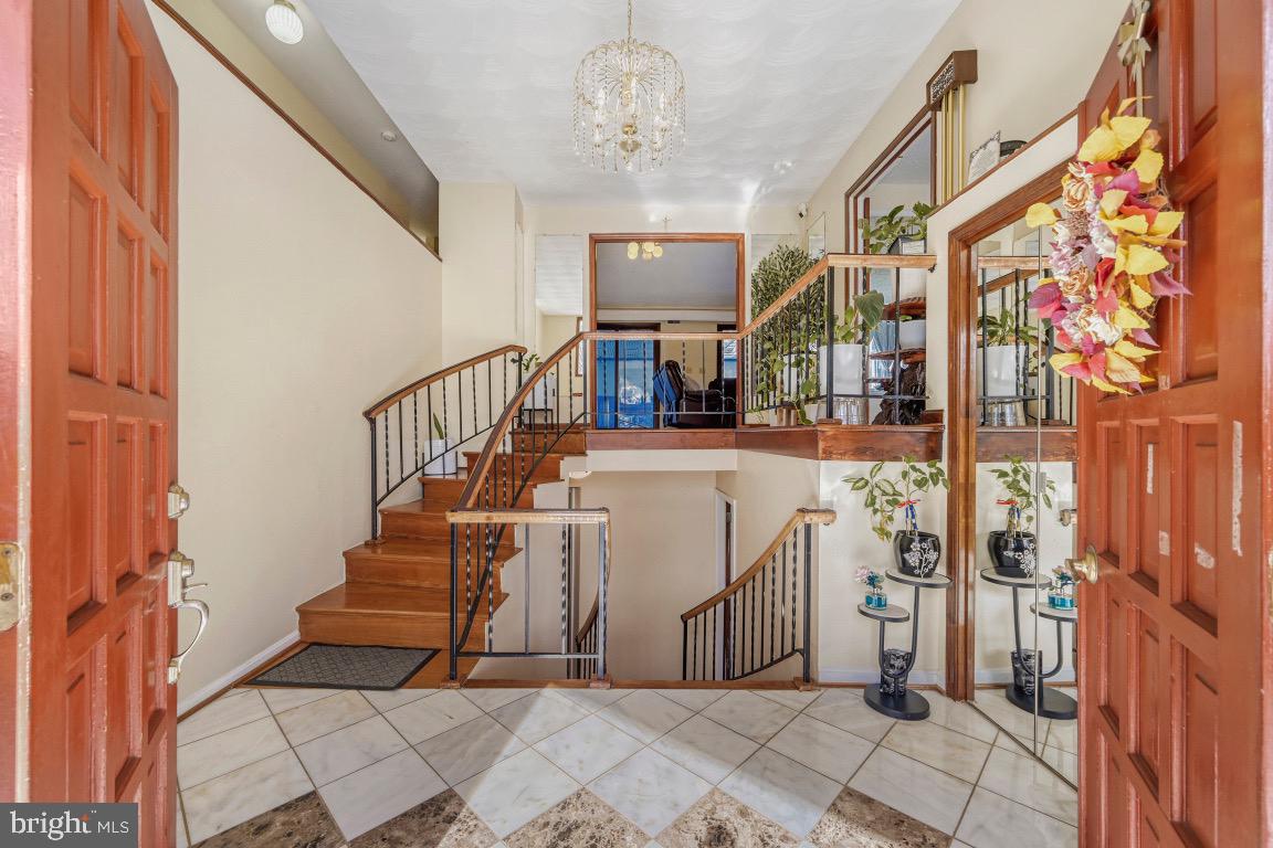 12 Baughman Court Silver Spring, MD 20906 - Photo 5 of 55