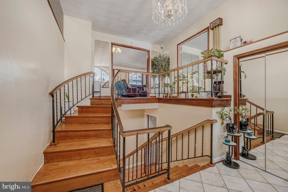 12 Baughman Court Silver Spring, MD 20906 - Photo 6 of 55