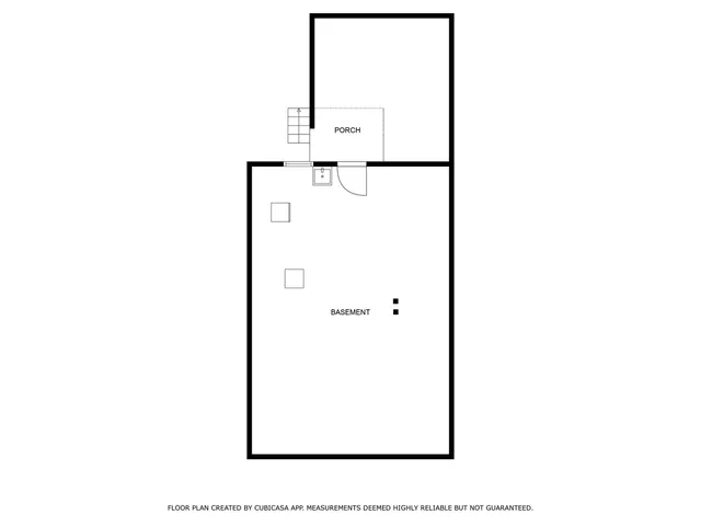 a view of entryway with a tree