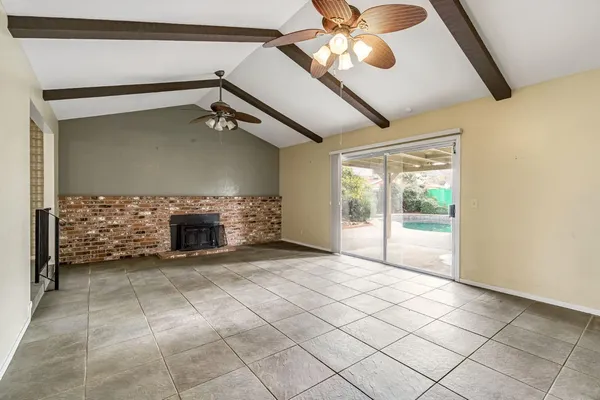 $445,000 | 1606 Barstow Avenue, Clovis, CA 93611