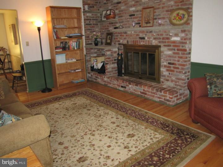 601 Continental Road Hatboro, PA 19040 - Photo 5 of 12 Family Room