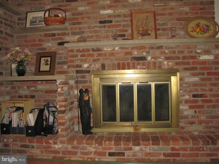601 Continental Road Hatboro, PA 19040 - Photo 6 of 12 Fireplace