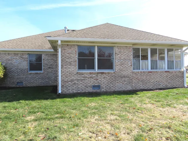 $347,900 | 1804 Pine Cone Drive, Brownsburg, IN 46112