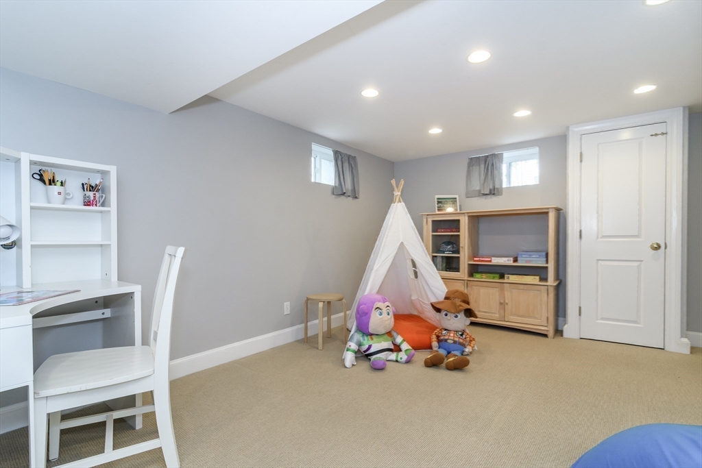 50 Felch Road Natick, MA 01760 - Photo 23 of 32