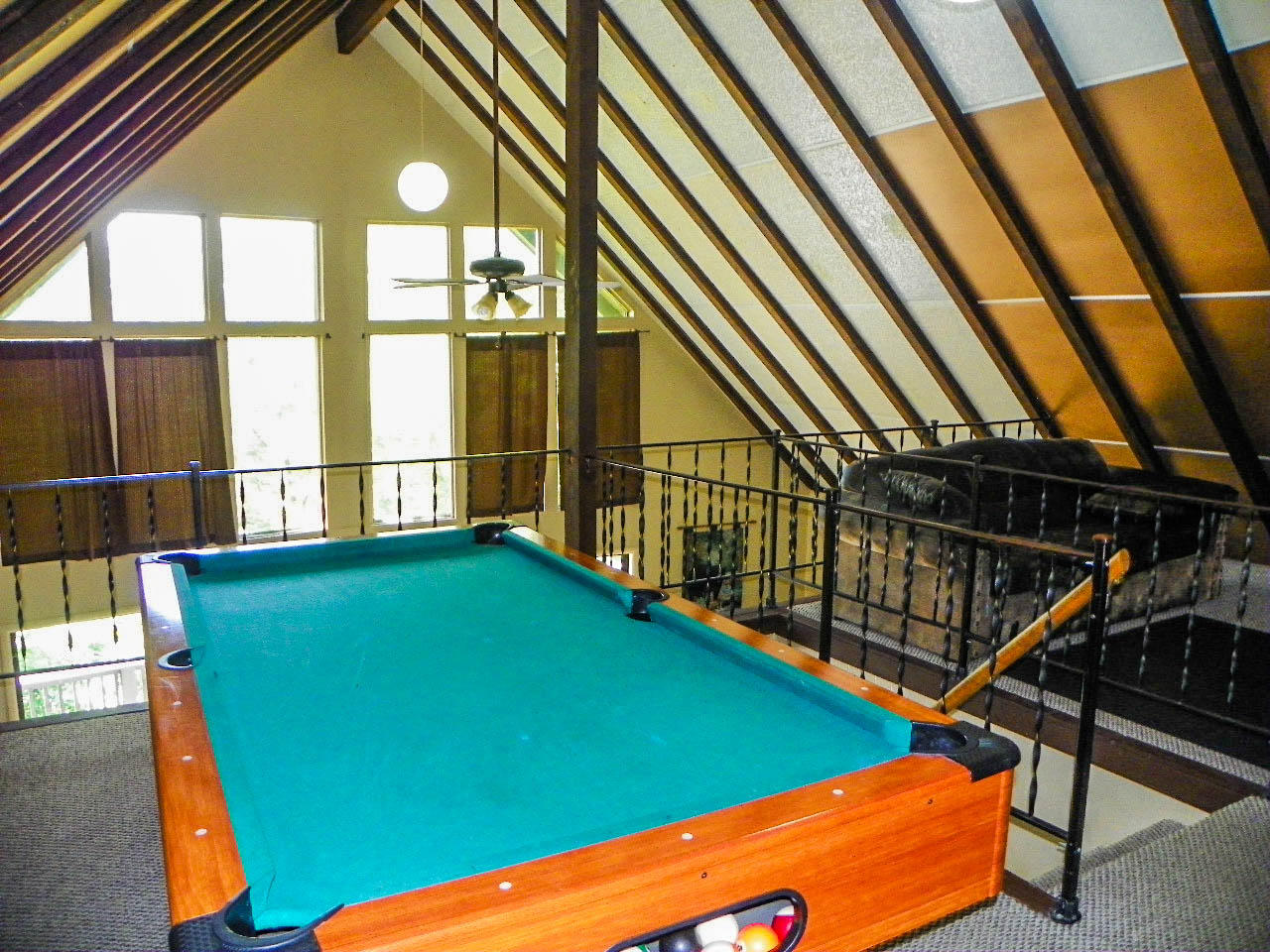 1724 Stinnett Road Sevierville, TN 37876 - Photo 12 of 36 103_0081
