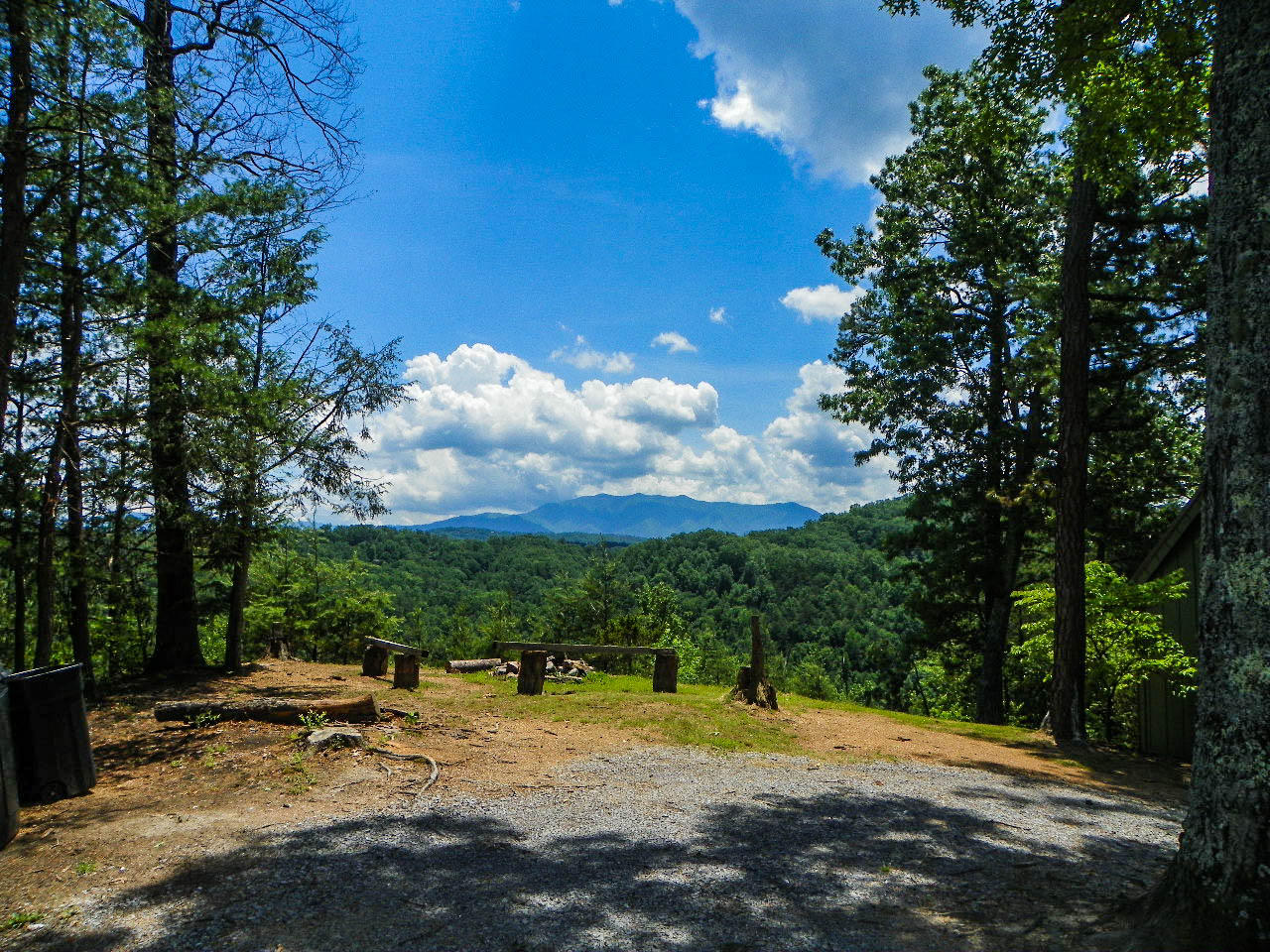 1724 Stinnett Road Sevierville, TN 37876 - Photo 21 of 36 103_0064