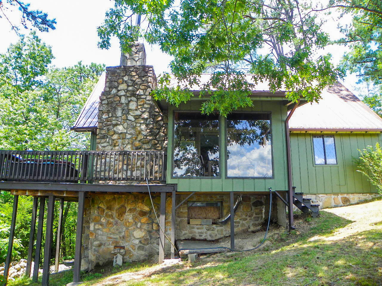 1724 Stinnett Road Sevierville, TN 37876 - Photo 30 of 36 103_0141