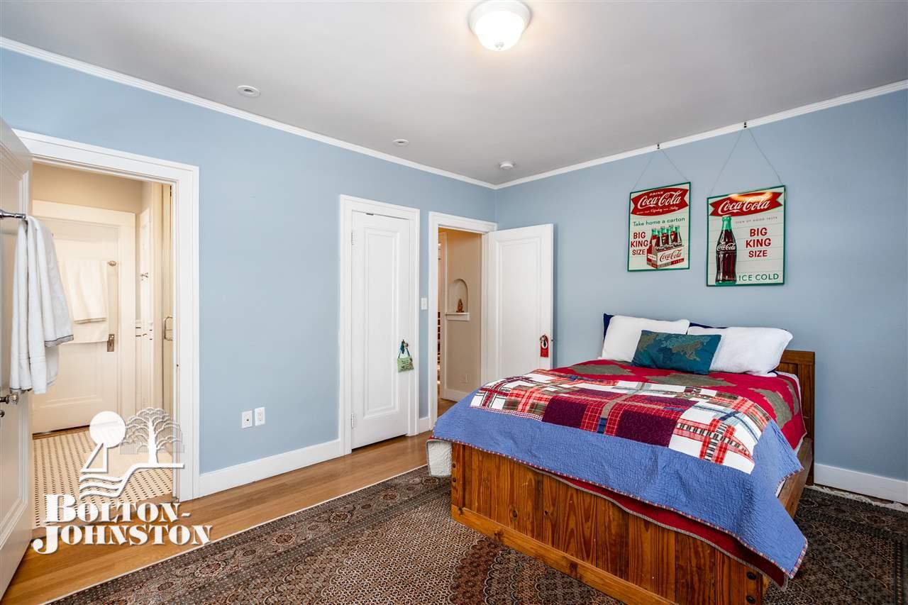 580-582 Neff Road Grosse Pointe, MI 48230 - Photo 21 of 68 2nd Floor Bedroom