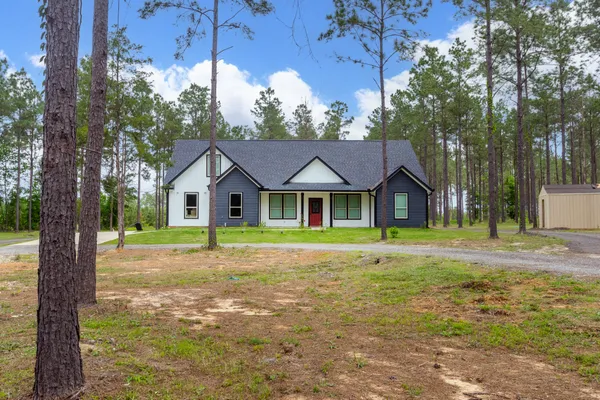 $460,000 | 644 Richardson Road East, Livingston, TX 77351