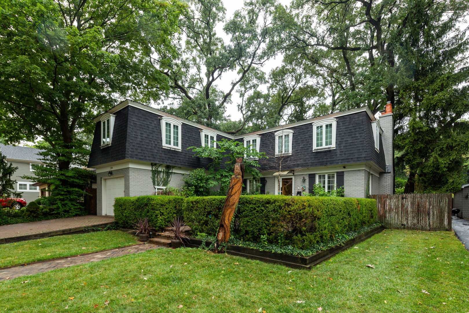 128 East Woodland Road Lake Bluff, IL 60044 - Photo 1 of 28