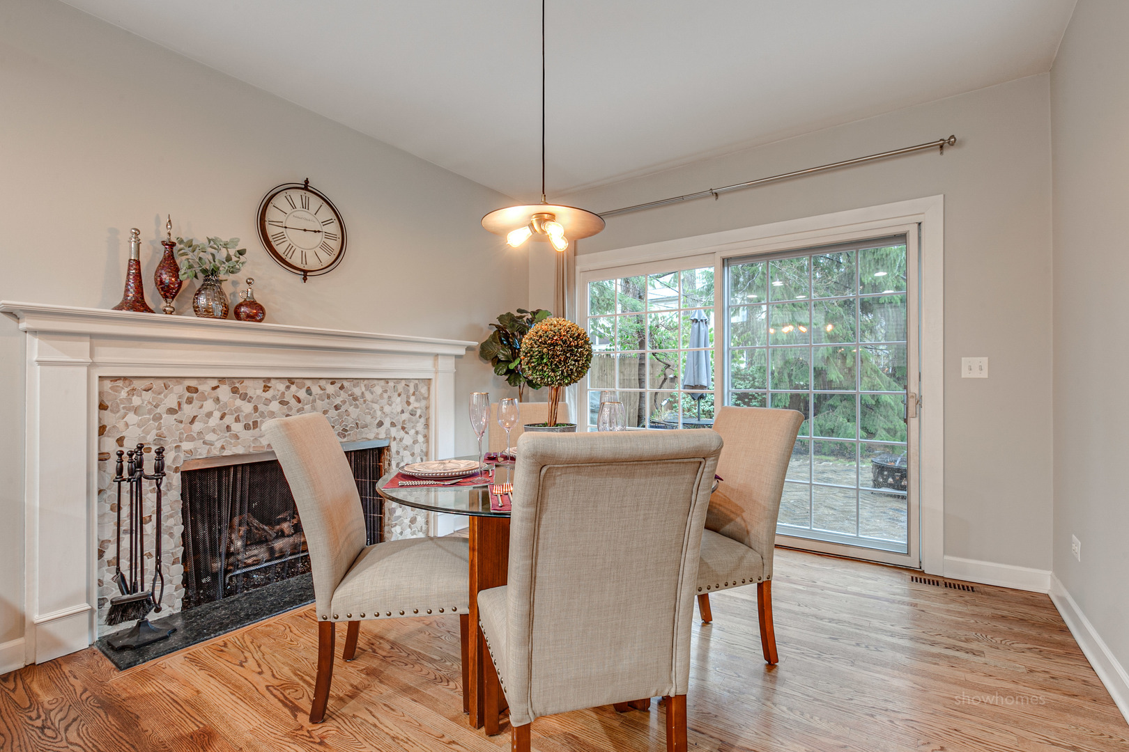 128 East Woodland Road Lake Bluff, IL 60044 - Photo 13 of 28