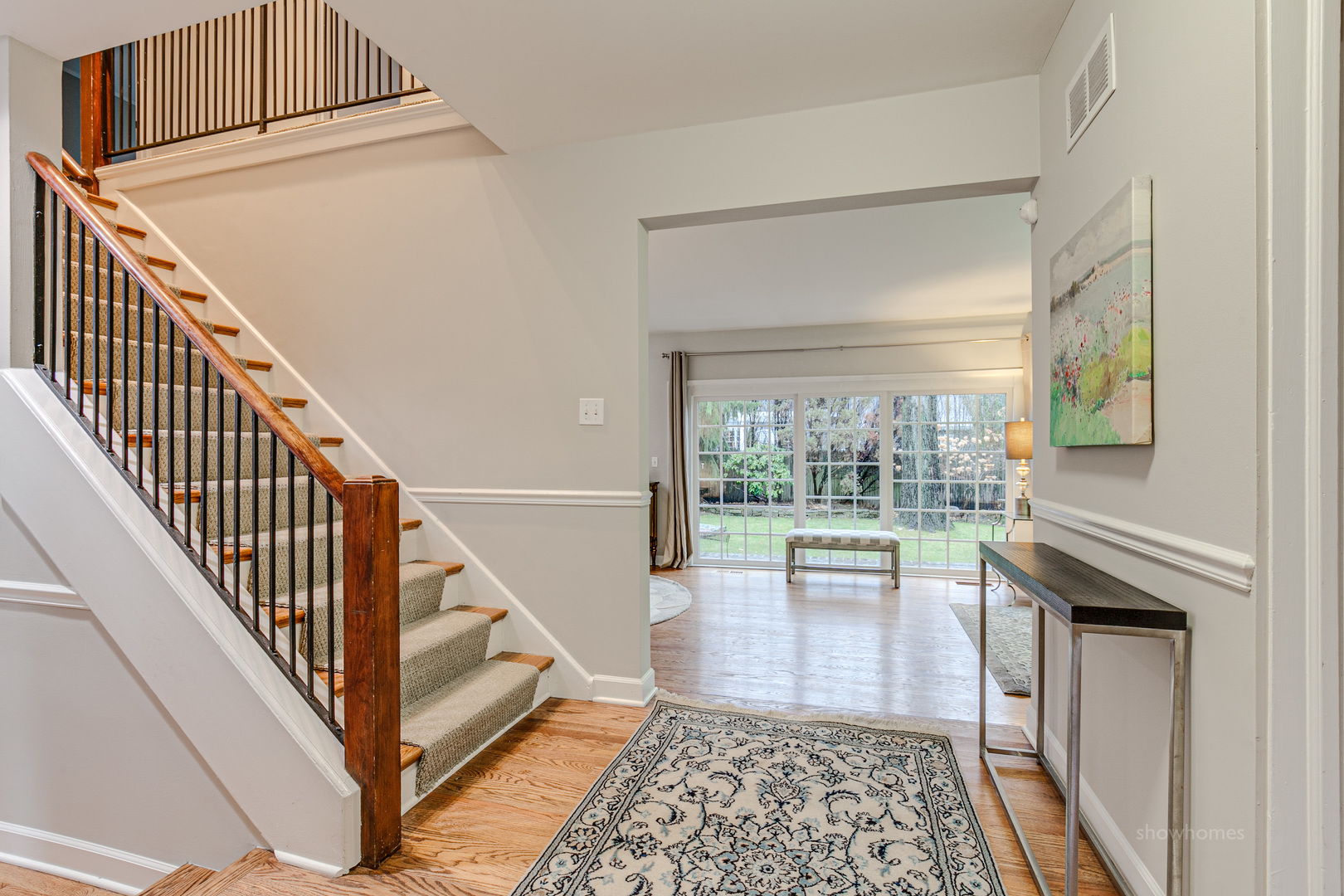 128 East Woodland Road Lake Bluff, IL 60044 - Photo 3 of 28