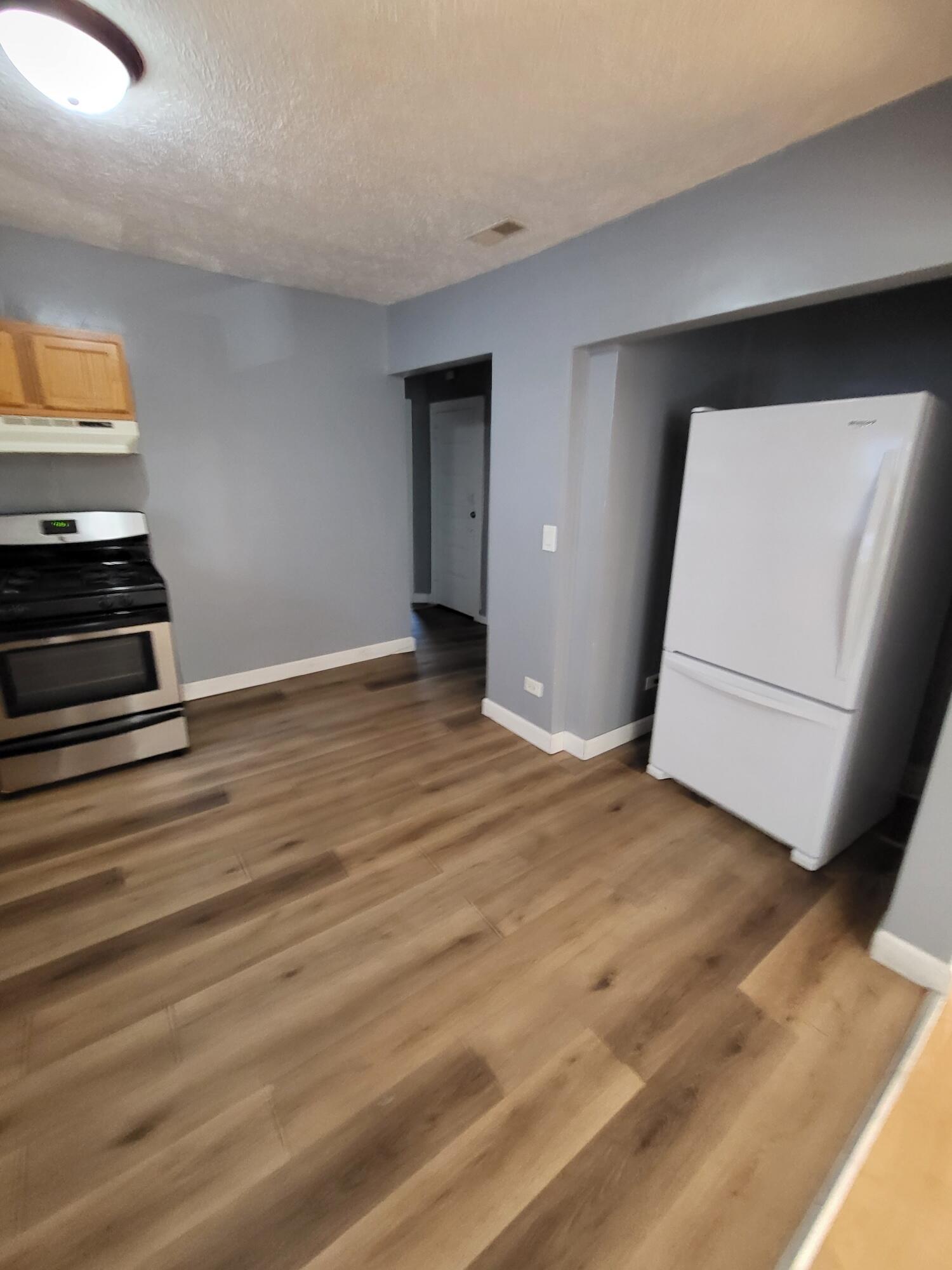 100 Griggs Street Southwest Grand Rapids, MI 49507 - Photo 12 of 18 20250811_190619_resized