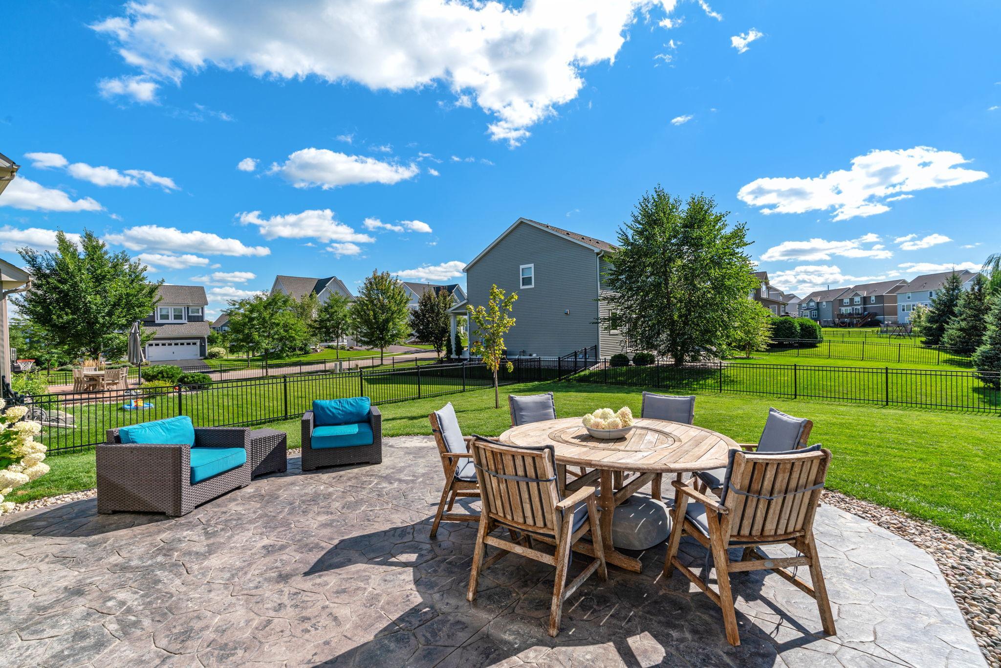 4089 Vista View Drive Chaska, MN 55318 - Photo 13 of 86