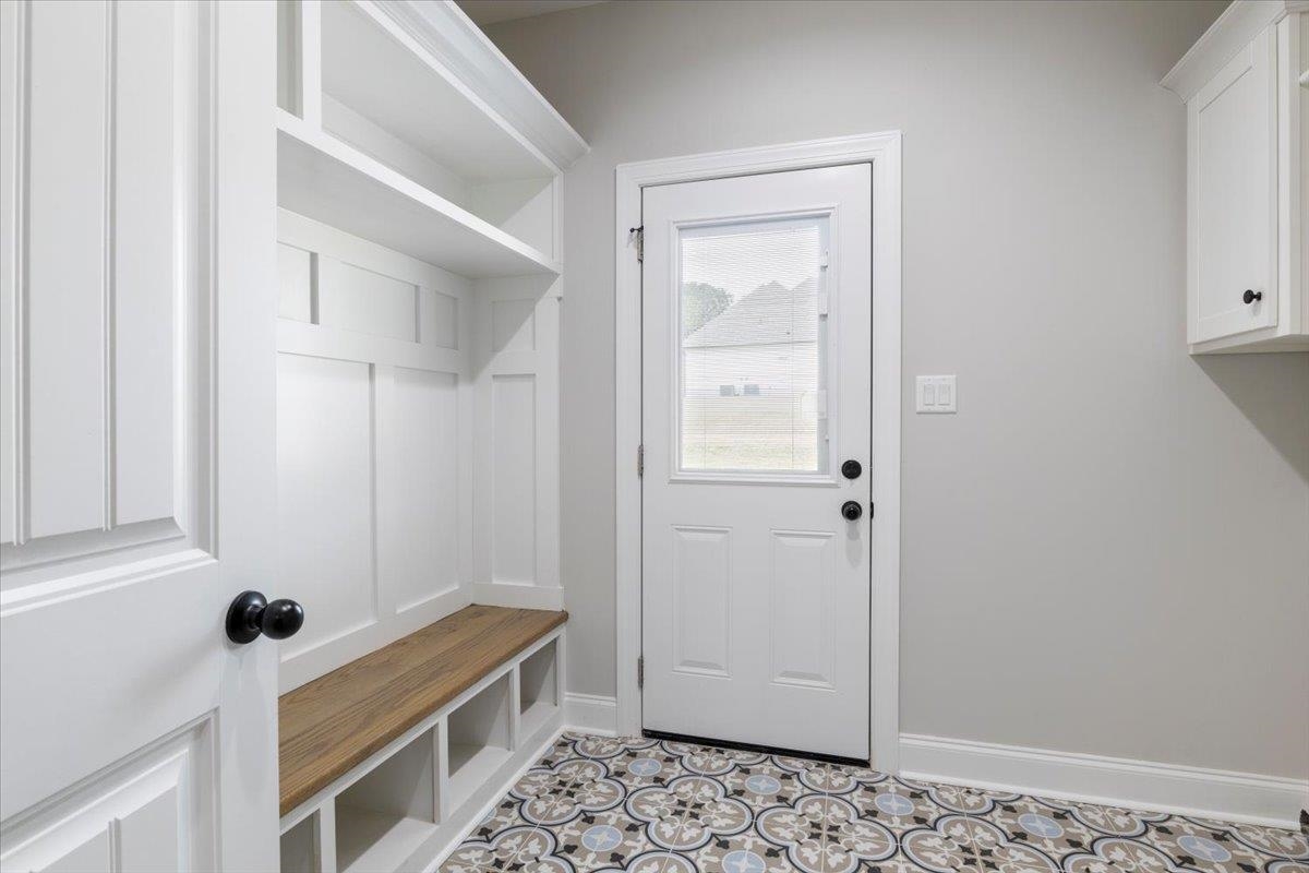 80 Fairview Trail Byhalia, MS 38611 - Photo 13 of 25 a bathroom with a sink and a mirror