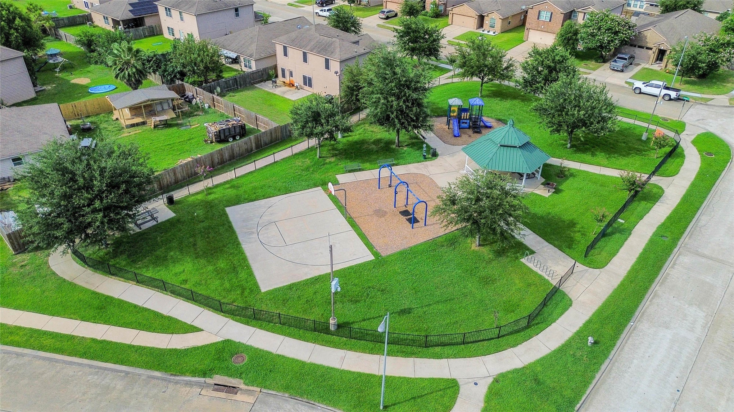 7031 Musclewood Road Baytown, TX 77521 - Photo 23 of 25