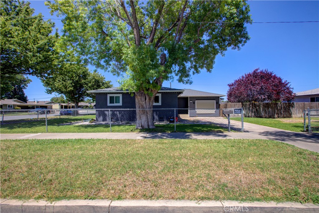 1161 West 2nd Street Merced, CA 95341 - Photo 2 of 16