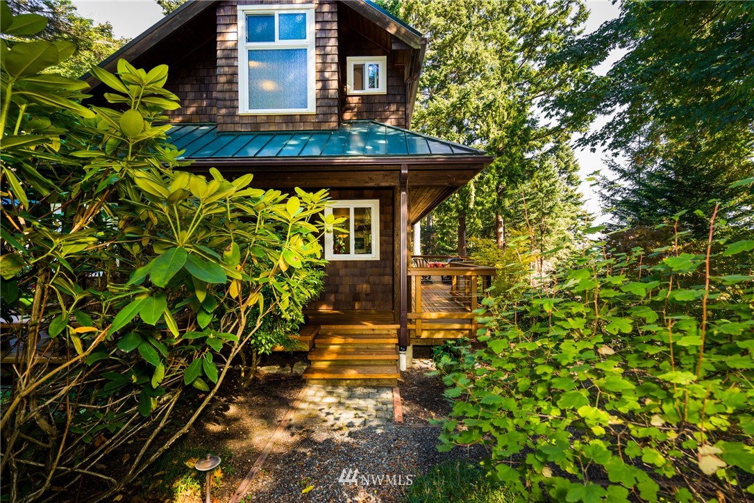 2202 41st Street Anacortes, WA 98221 - Photo 17 of 22