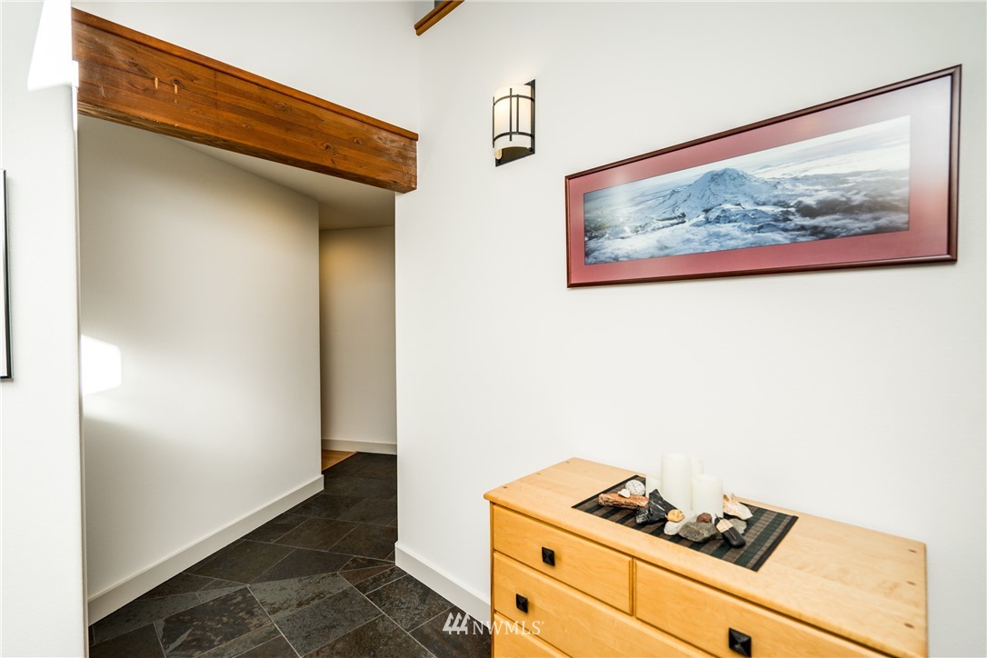 2202 41st Street Anacortes, WA 98221 - Photo 3 of 22