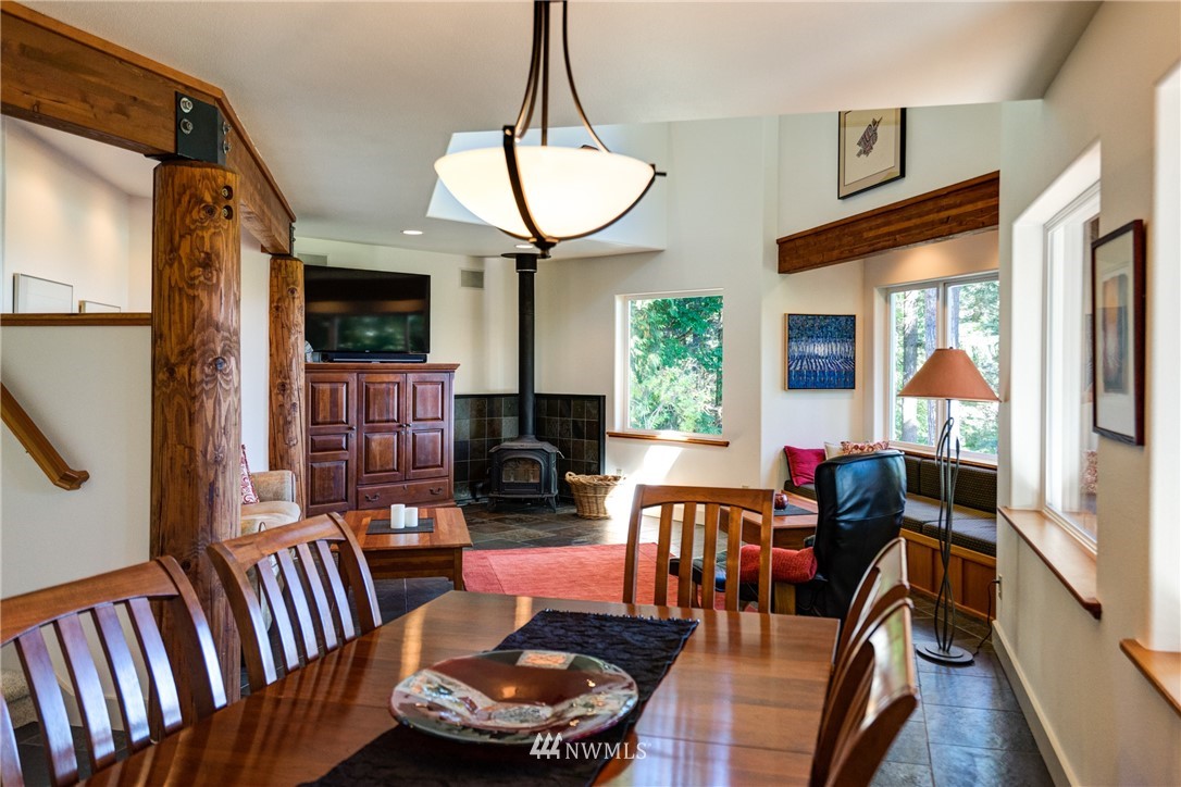 2202 41st Street Anacortes, WA 98221 - Photo 8 of 22