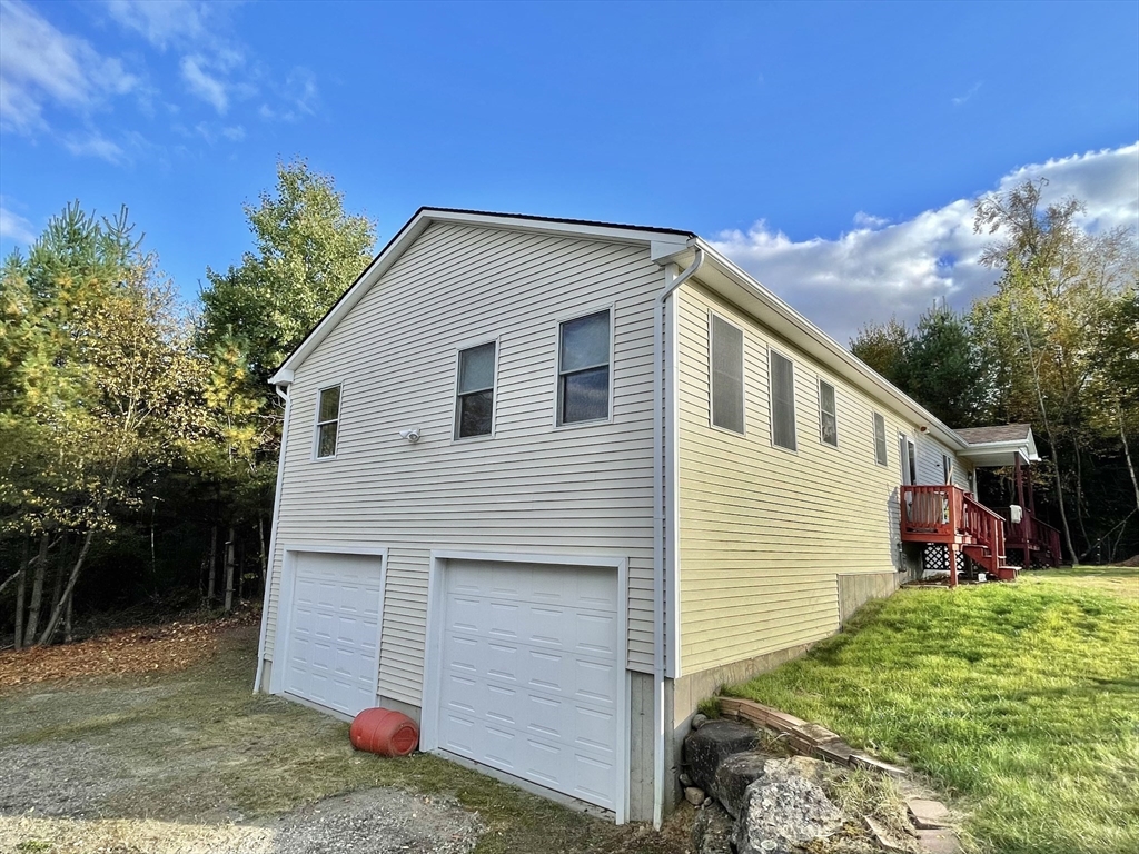 22 Hollow Road Brimfield, MA 01010 - Photo 2 of 36 Gallery Image 2