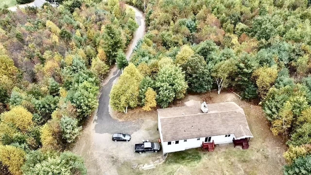 22 Hollow Road Brimfield, MA 01010 - Photo 7 of 36 Gallery Image 7