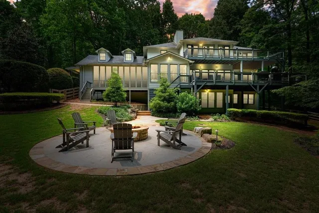 $1,350,000 | 627 Apache Trail, Woodstock, GA 30189