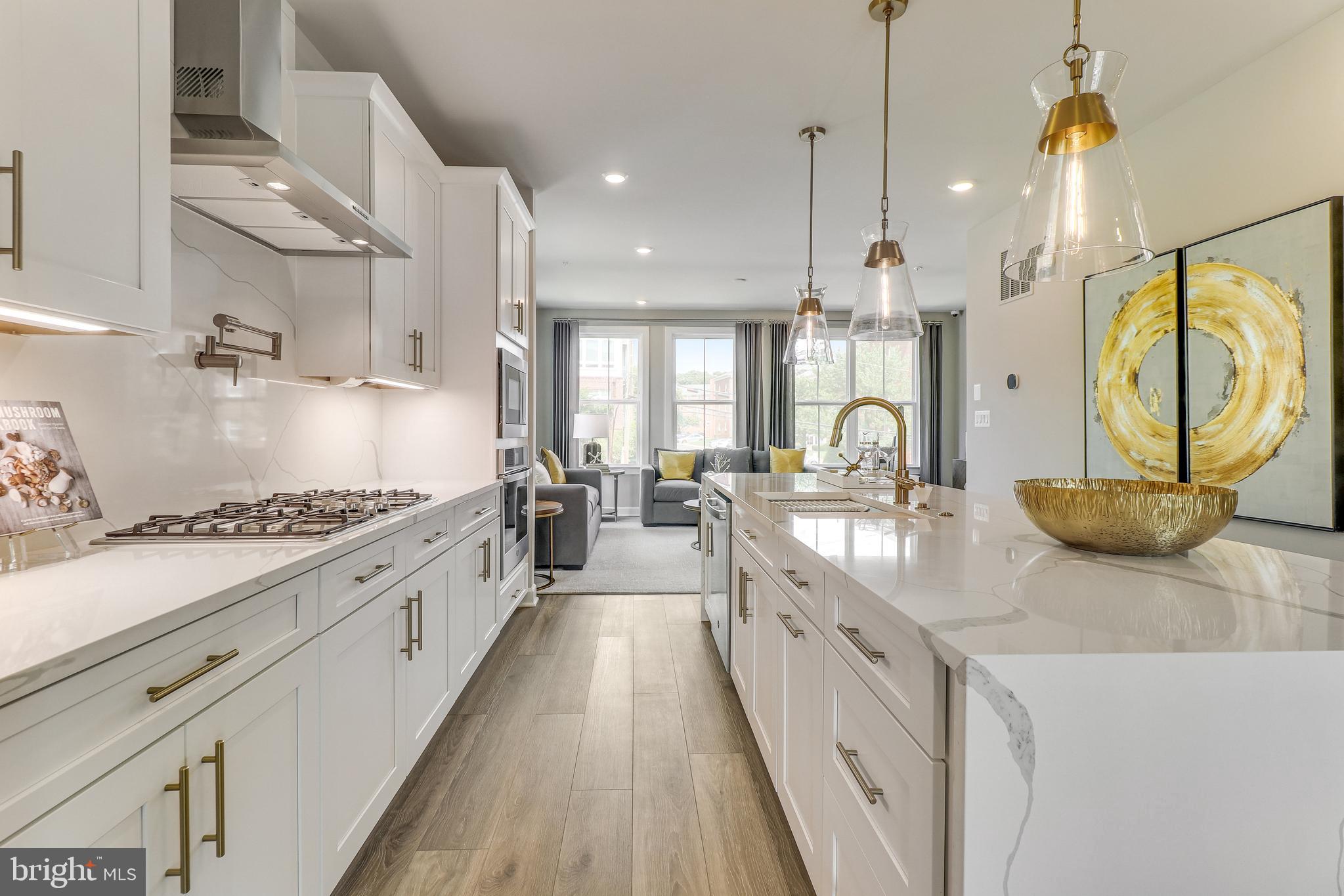 6817 16th Street Northwest Washington, DC 20012 - Photo 4 of 17