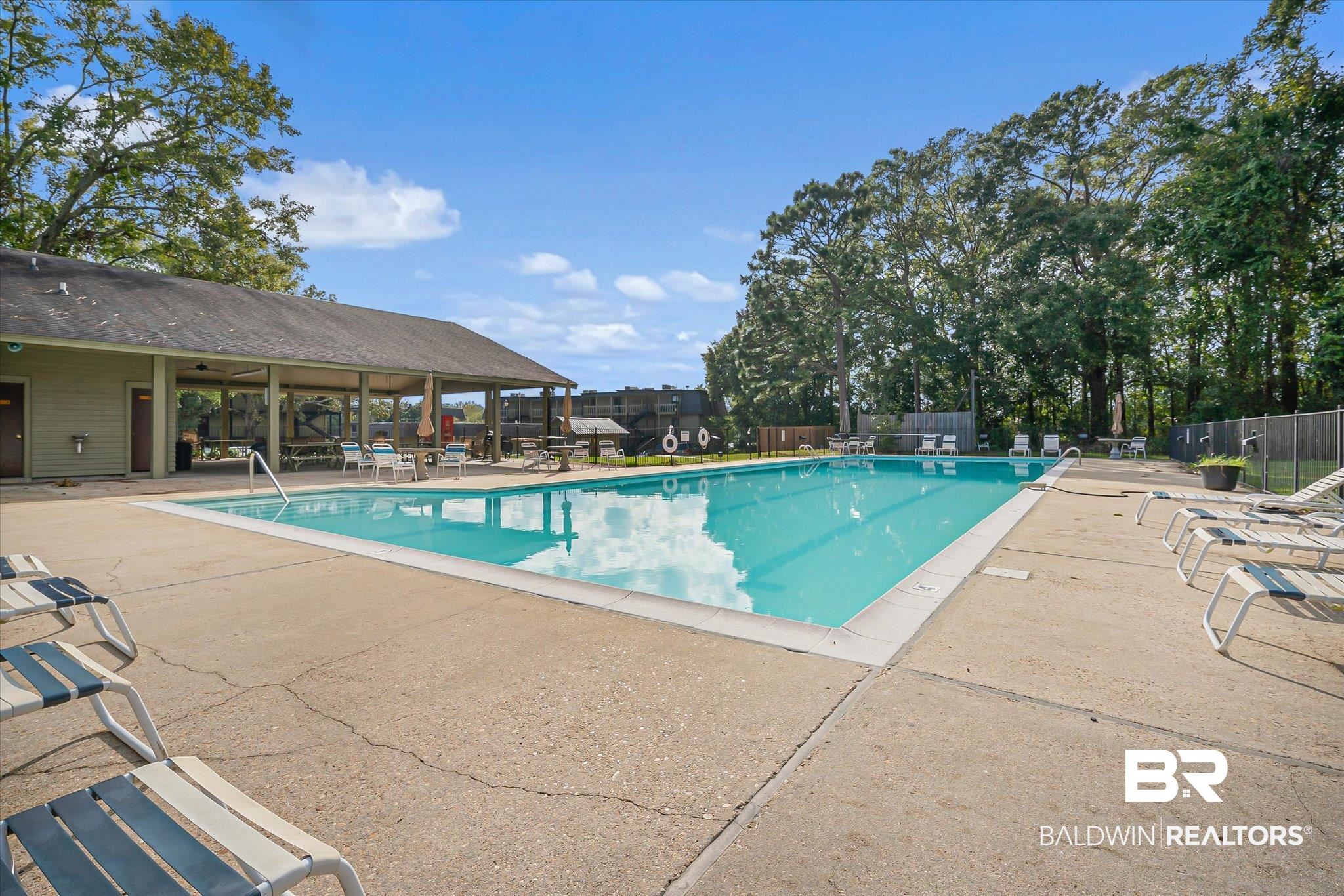 209 Riverbend Drive, Unit 209 Mobile, AL 36605 - Photo 22 of 25