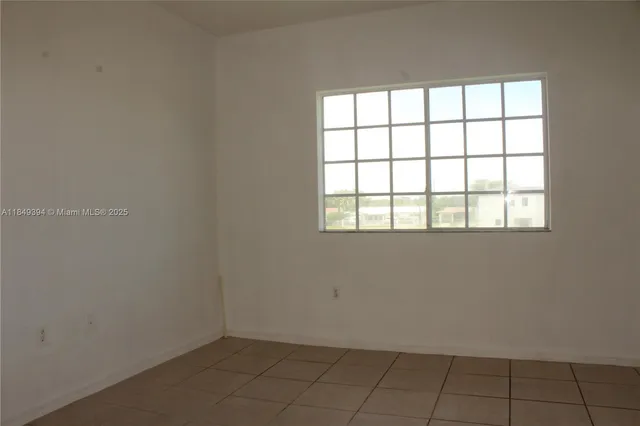 $2,400 | 10937 Southwest 181st Terrace, Miami, FL 33157