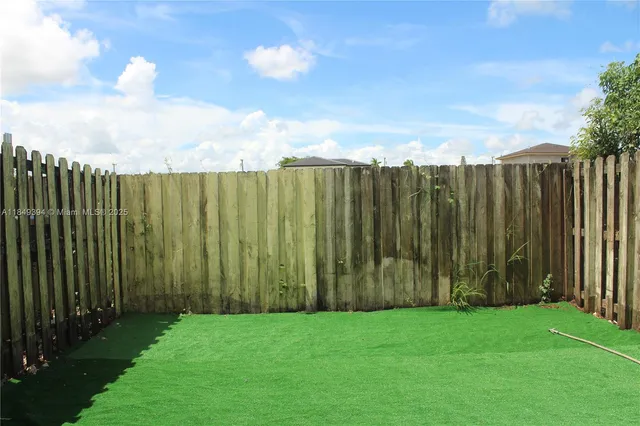 $2,400 | 10937 Southwest 181st Terrace, Miami, FL 33157