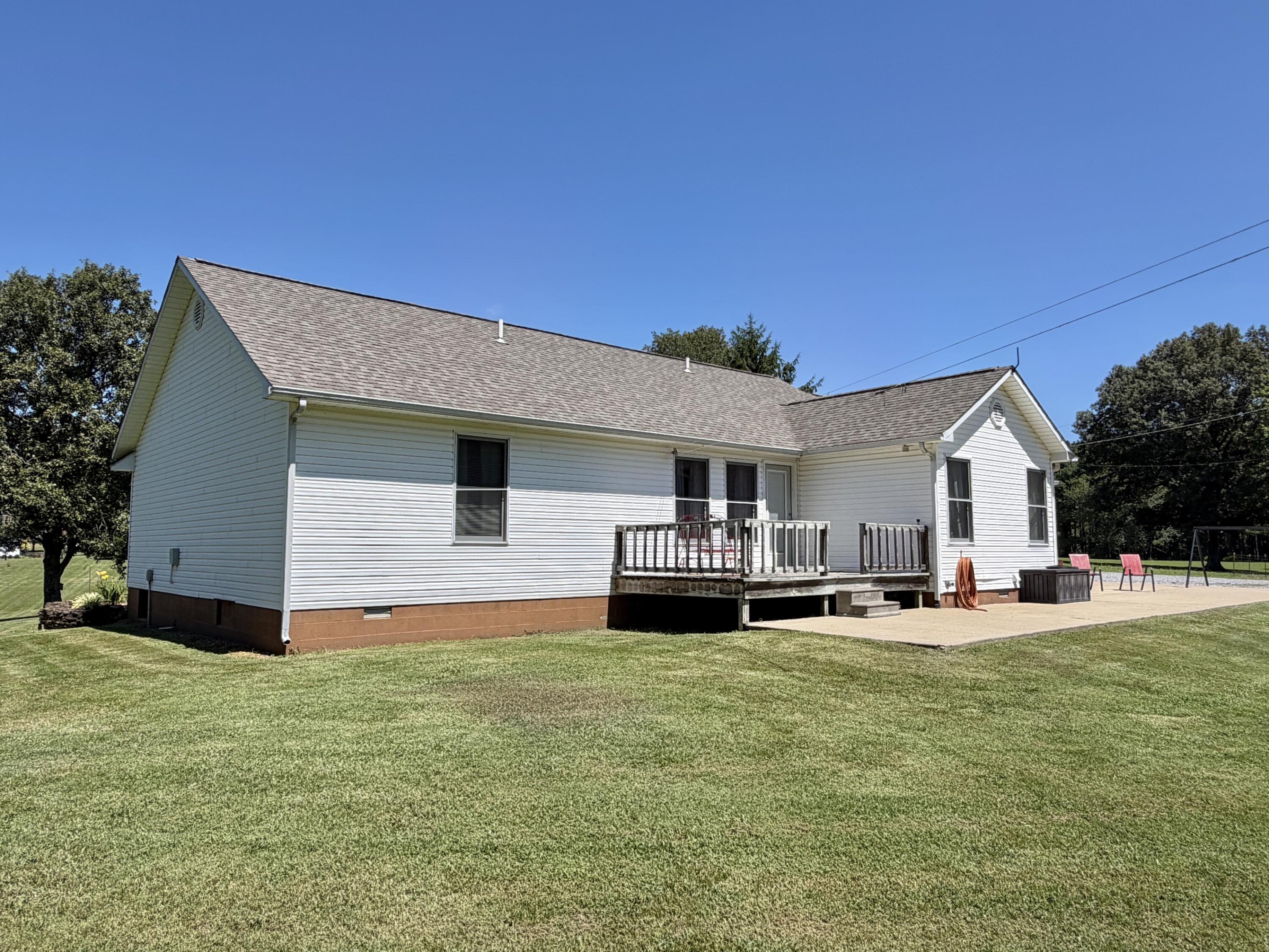 195 Reece Road Mayfield, KY 42066 - Photo 6 of 36 IMG_3929