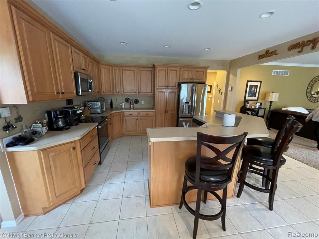 2541 Florence Drive Rochester Hills, MI 48309 - Photo 13 of 33