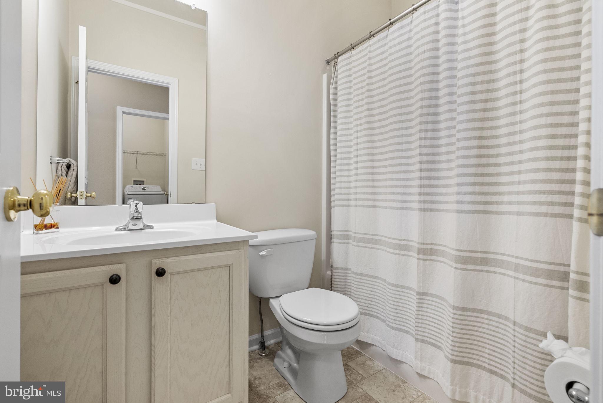 2749 Shelburne Road, Unit 242W Downingtown, PA 19335 - Photo 23 of 32 Full Bath