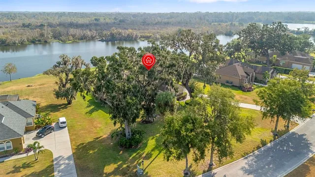 $834,900 | 827 John Cressler Drive, Seffner, FL 33584