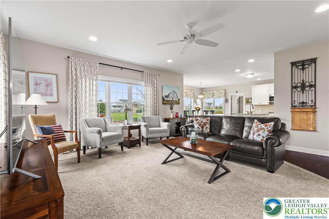 6800 Gwenmawr Road Bethlehem, PA 18017 - Photo 11 of 62