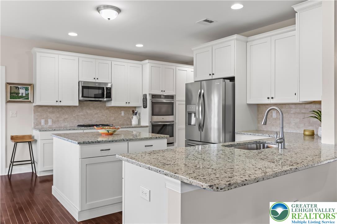 6800 Gwenmawr Road Bethlehem, PA 18017 - Photo 13 of 62