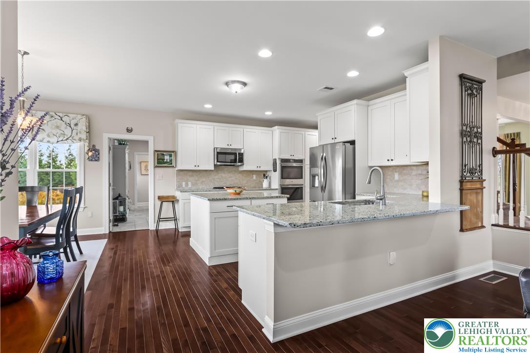 6800 Gwenmawr Road Bethlehem, PA 18017 - Photo 15 of 62