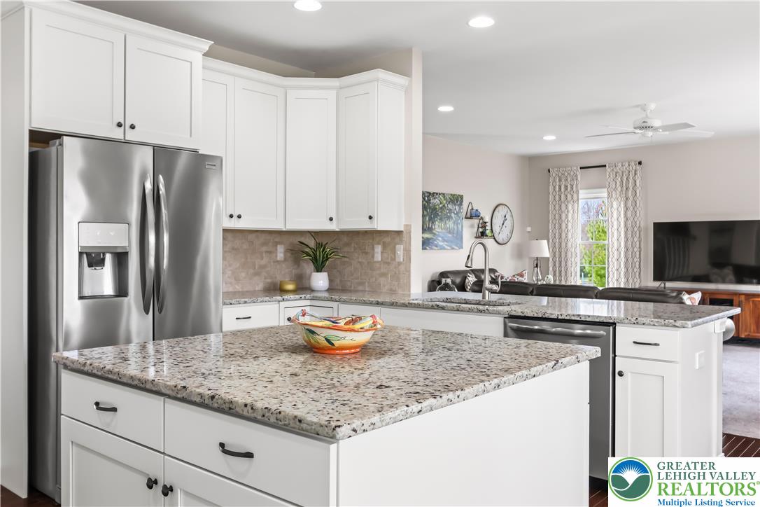 6800 Gwenmawr Road Bethlehem, PA 18017 - Photo 19 of 62