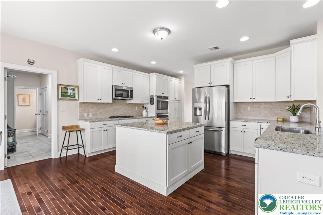 6800 Gwenmawr Road Bethlehem, PA 18017 - Photo 21 of 62