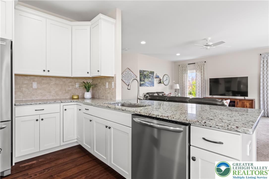 6800 Gwenmawr Road Bethlehem, PA 18017 - Photo 22 of 62