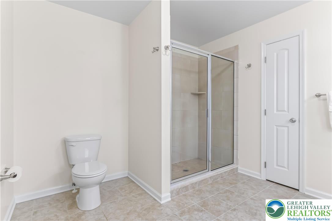 6800 Gwenmawr Road Bethlehem, PA 18017 - Photo 34 of 62