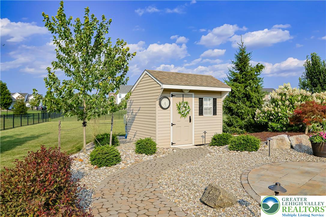 6800 Gwenmawr Road Bethlehem, PA 18017 - Photo 55 of 76