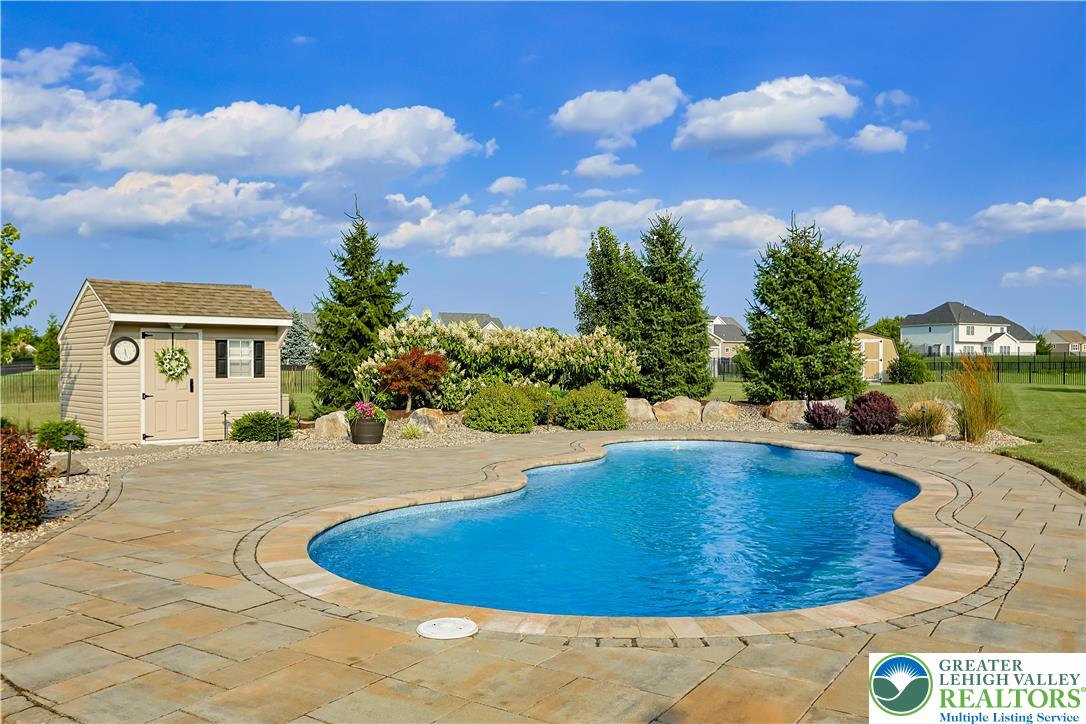 6800 Gwenmawr Road Bethlehem, PA 18017 - Photo 57 of 76