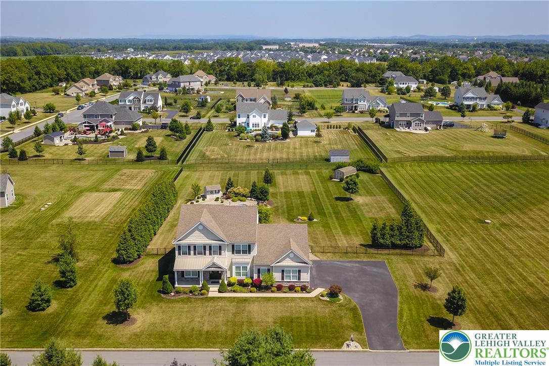 6800 Gwenmawr Road Bethlehem, PA 18017 - Photo 60 of 62