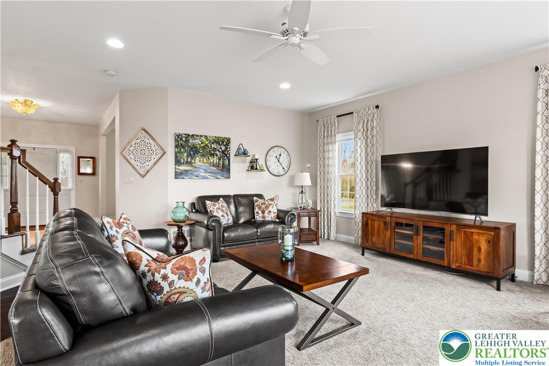 6800 Gwenmawr Road Bethlehem, PA 18017 - Photo 10 of 62